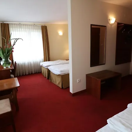 호텔 Adria 루미아