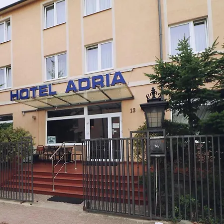 Adria ホテル ルミア