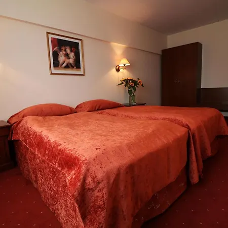 호텔 Adria 루미아