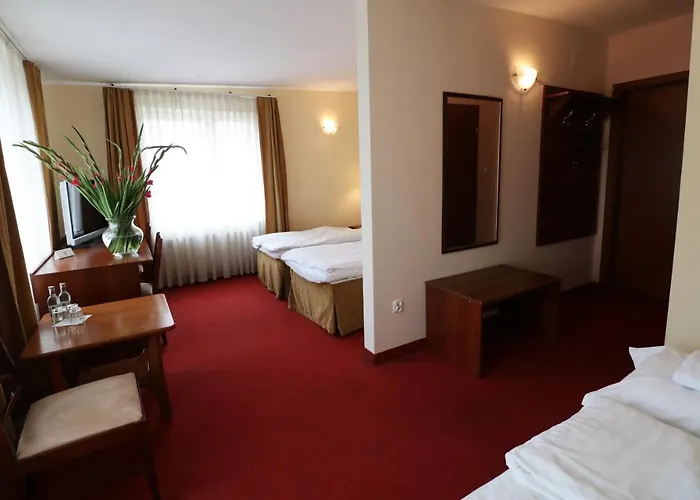 Отель Adria Румя